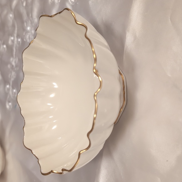 LENOX China Candy Nut Dish Gold Trim 5.75” Footed - Picture 1 of 4